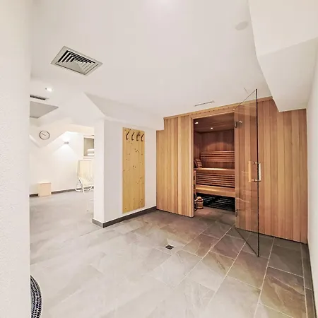 Dreizimmer- By Interhome 考恩台尔