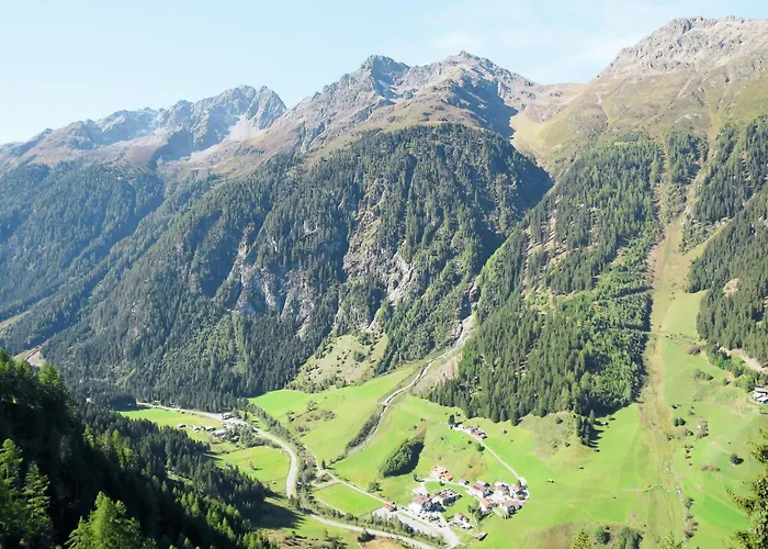 Dreizimmer- By Interhome 公寓