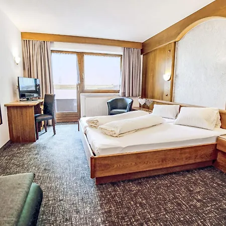 Dreizimmer- By Interhome